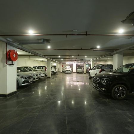 Hotel The Prithvi Near Delhi Airport Yeni Delhi Dış mekan fotoğraf