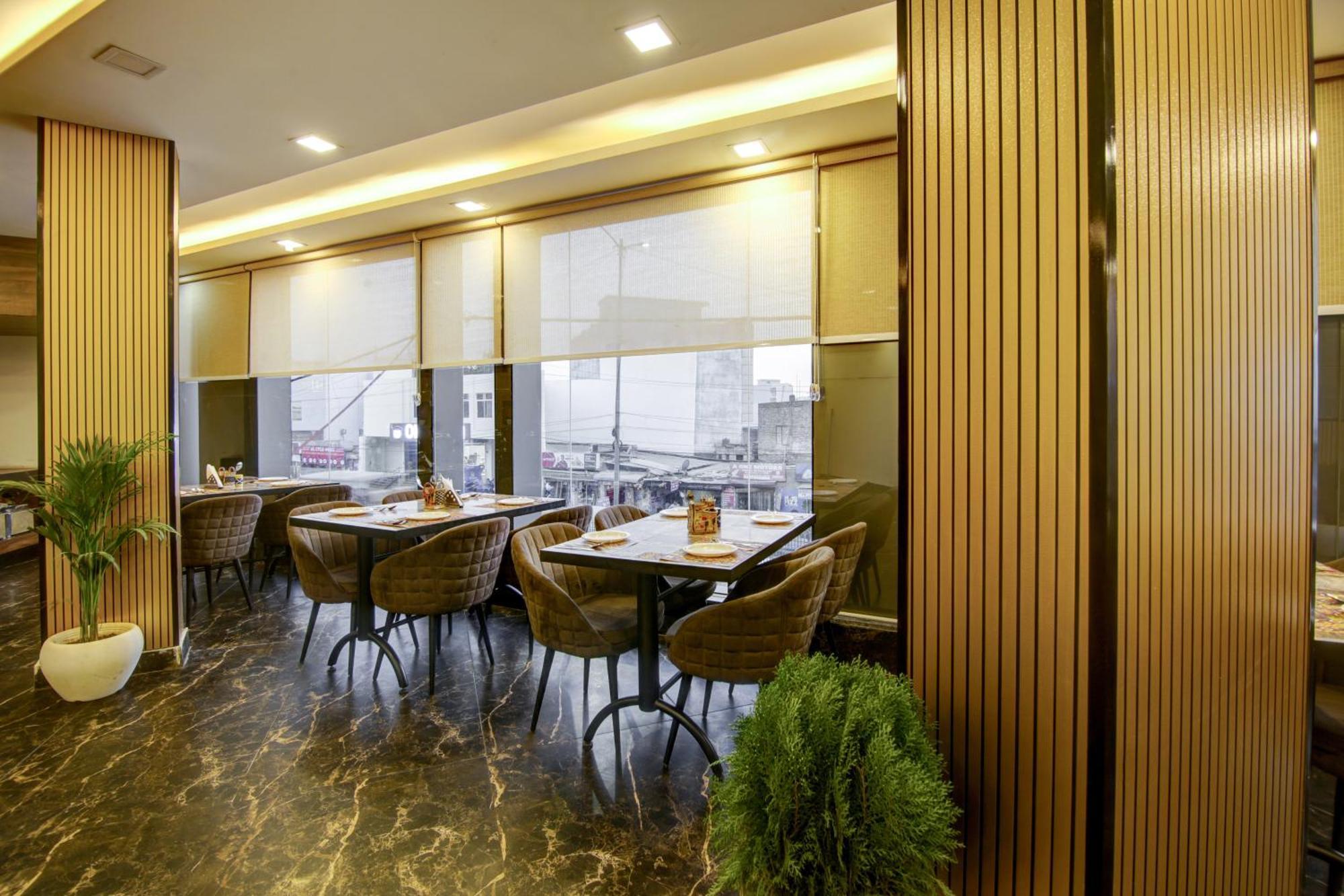 Hotel The Prithvi Near Delhi Airport Yeni Delhi Dış mekan fotoğraf