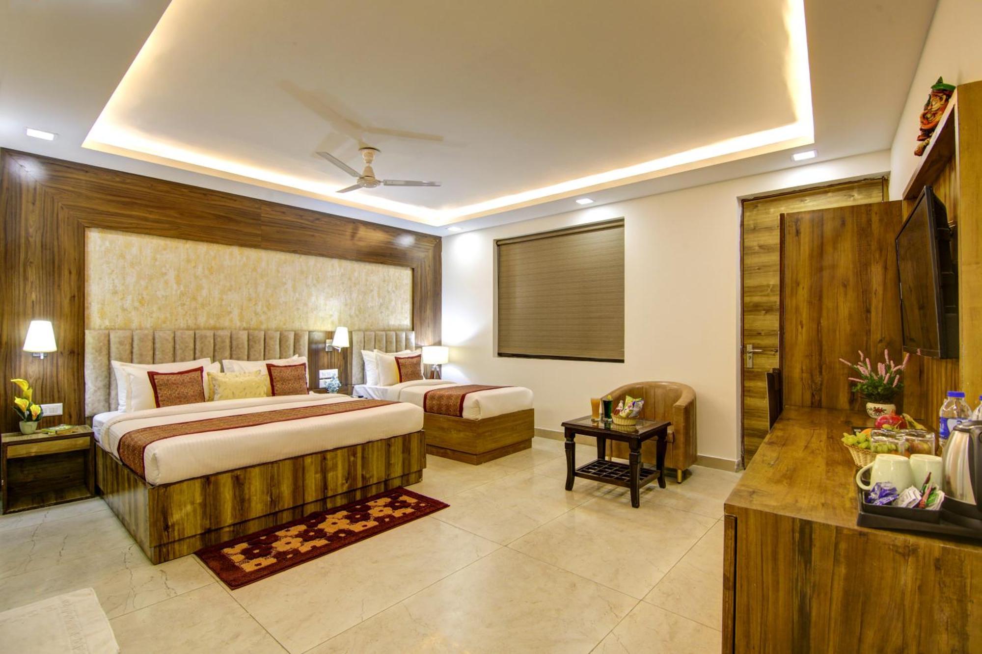 Hotel The Prithvi Near Delhi Airport Yeni Delhi Dış mekan fotoğraf