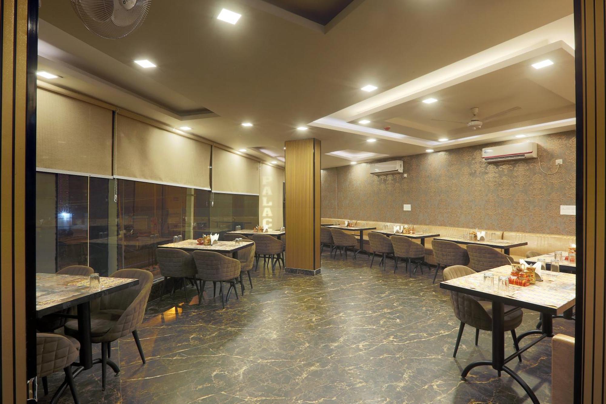 Hotel The Prithvi Near Delhi Airport Yeni Delhi Dış mekan fotoğraf