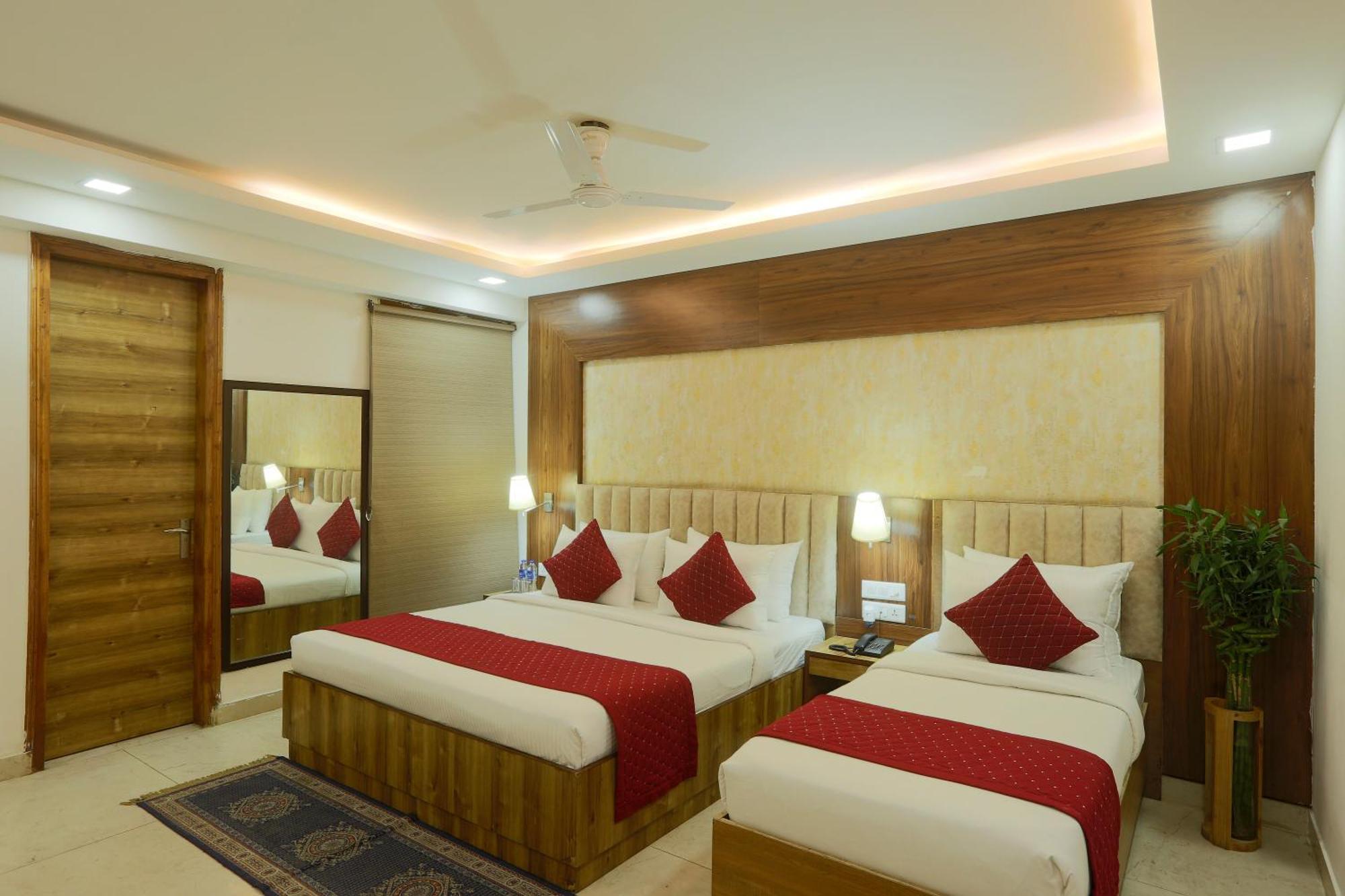 Hotel The Prithvi Near Delhi Airport Yeni Delhi Dış mekan fotoğraf